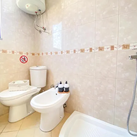 Block Апартаменты Тирана